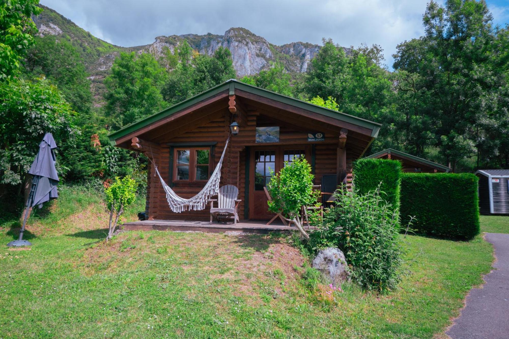 Camping Ecovillage Soleil Du Pibeste Agos-Vidalos Dış mekan fotoğraf